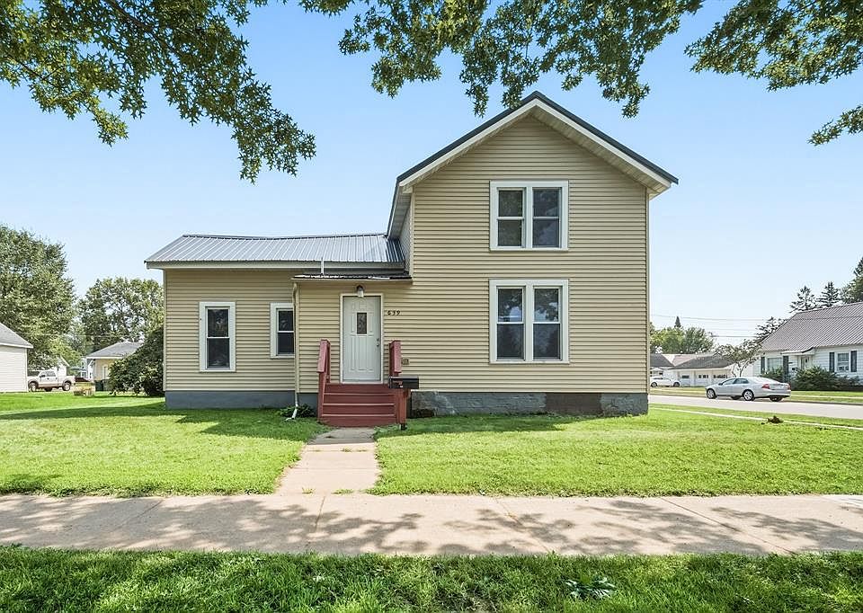 1st image of 639 Niagara St #1-2