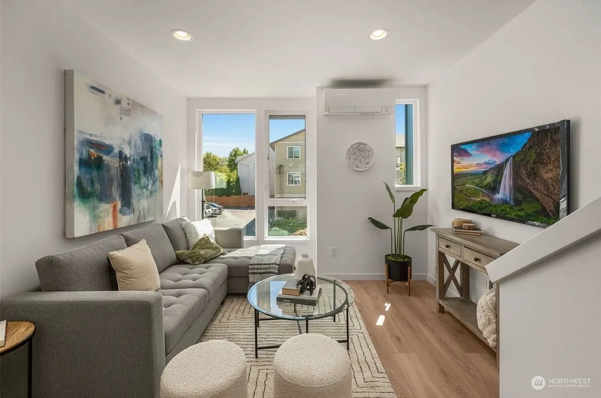 2 bed, 1164 sqft, $3,300 — Photo 4