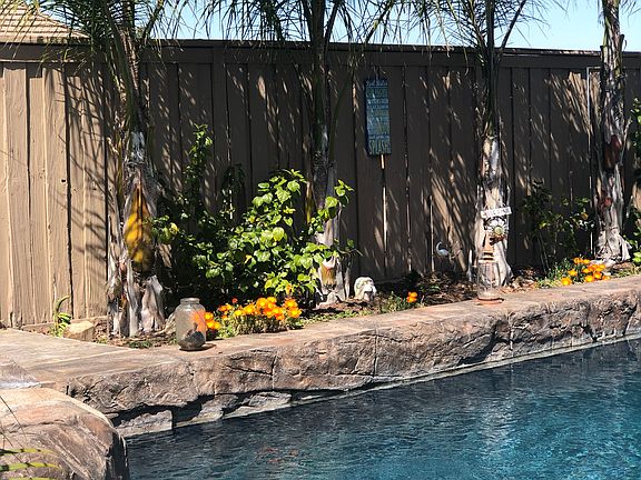 3rd image of 28629 Wellington Ct