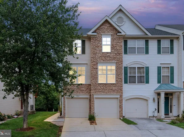 13412 Burrough Farm Dr, Herndon, VA 20171
