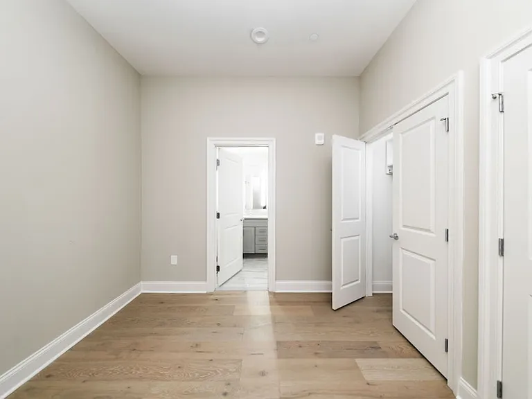 1411 Walnut Street — Photo 9