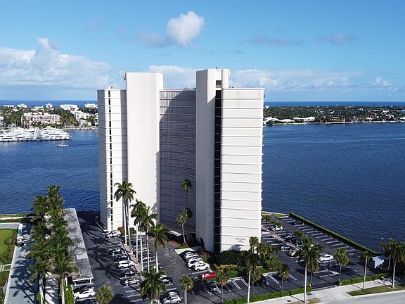 2nd image of 1200 S Flagler Dr APT 406