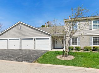 628 Mallard Ct APT B2, Bartlett, IL