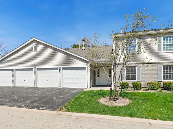 628 Mallard Ct APT B2, Bartlett, IL 60103