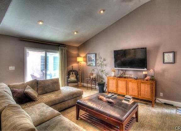 4th image of 5632 Amador Ave