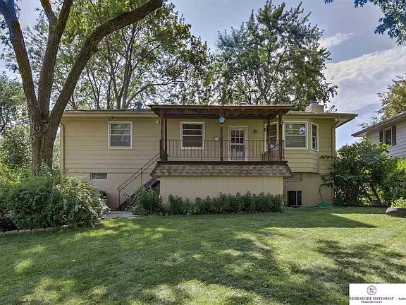 5th image of 5511 S 102nd St