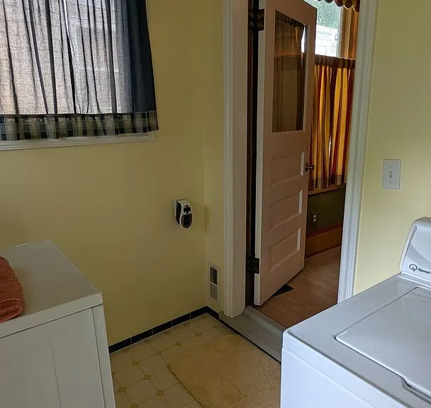 212 Chestnut Ave NE — Photo 30