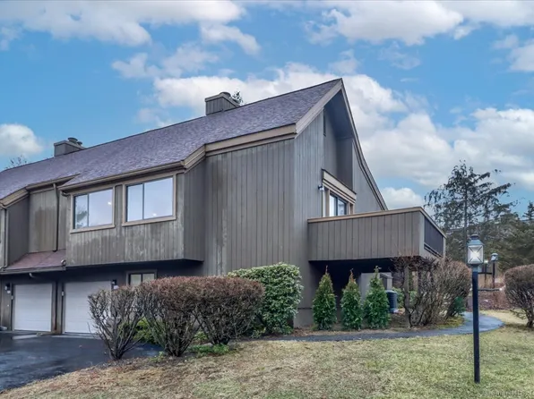 634 North Trail #B, Stratford, CT 06614