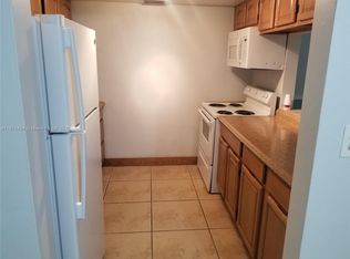 11855 NE 19th Dr APT 30, North Miami, FL 33181