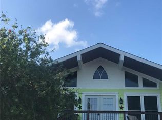 902 Grove Rd, Clear Lake Shores, TX 77565
