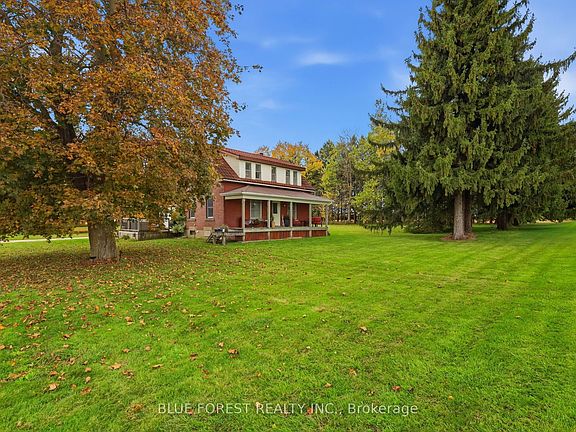 3rd image of 22445 Fairview Rd
