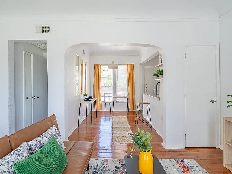 5301 Reiger Ave #7 — Photo 4