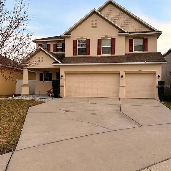944 Killarney Ln — Photo 1