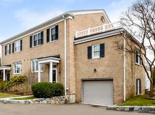 205 Main St APT 36, New Canaan, CT 06840