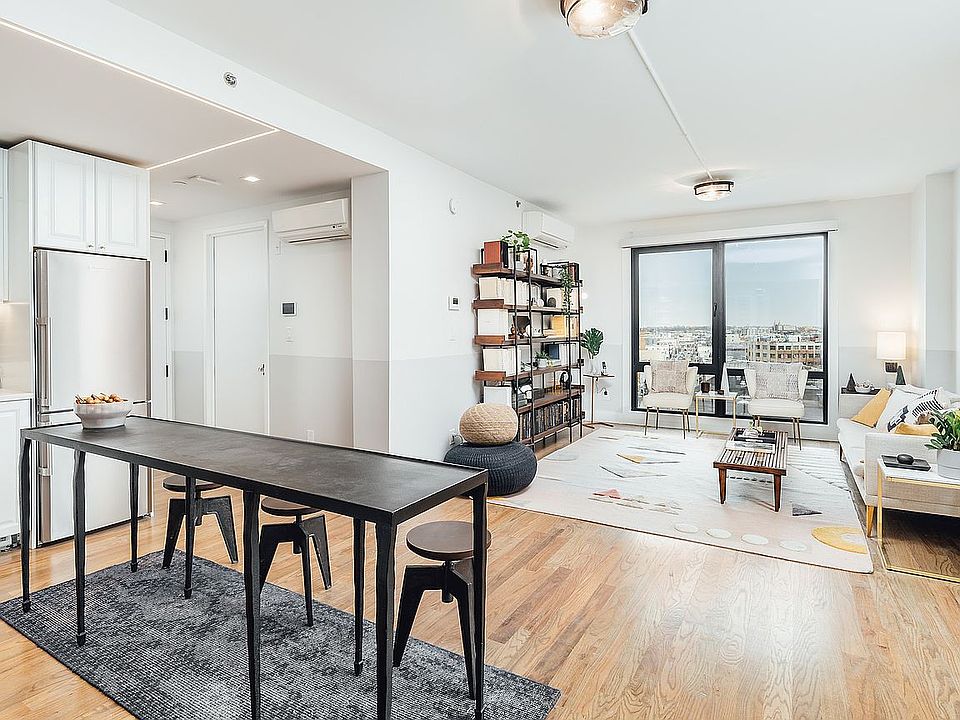 1st image of 115 Stanwix St #719