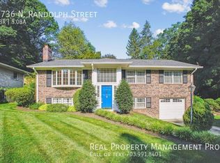 2736 N Randolph St, Arlington, VA 22207