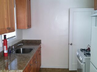 3228 Sacramento St, Berkeley, CA 94702