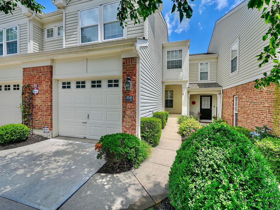 1st image of 8540 Wiltshire Way