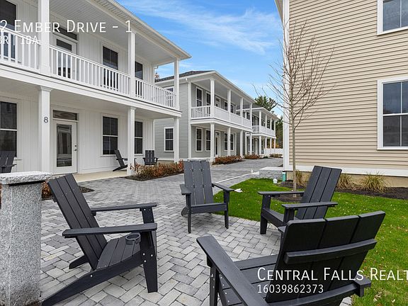 3rd image of 12 Ember Dr #1