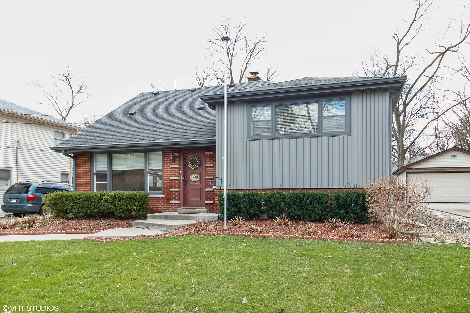 1419 Burr Oak Rd photo 1