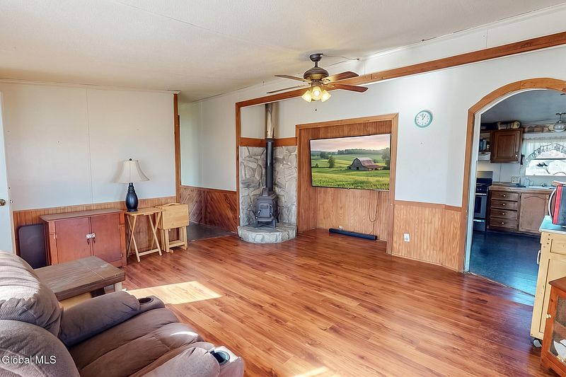 5th image of 414 Indian Trail Road