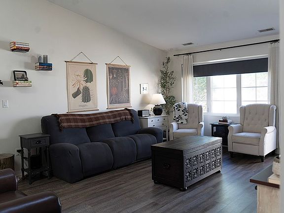 Remote control roller shade