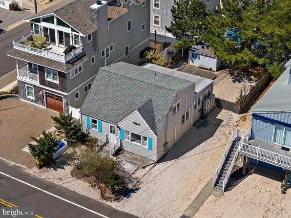 2904 Atlantic Ave, Brant Beach, NJ 08008