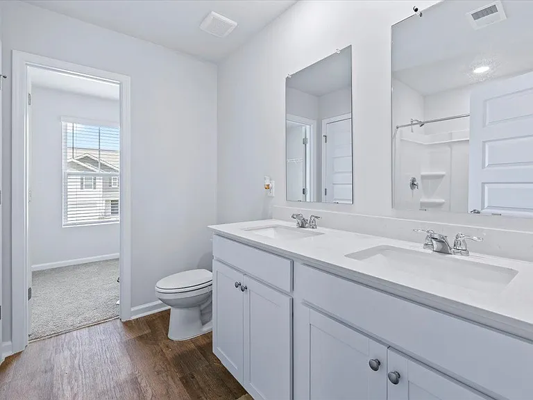 117 Azure Dr — Photo 18