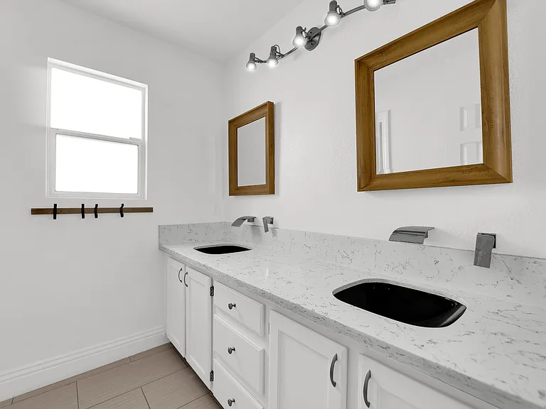 1913 Empoli Ct — Photo 27