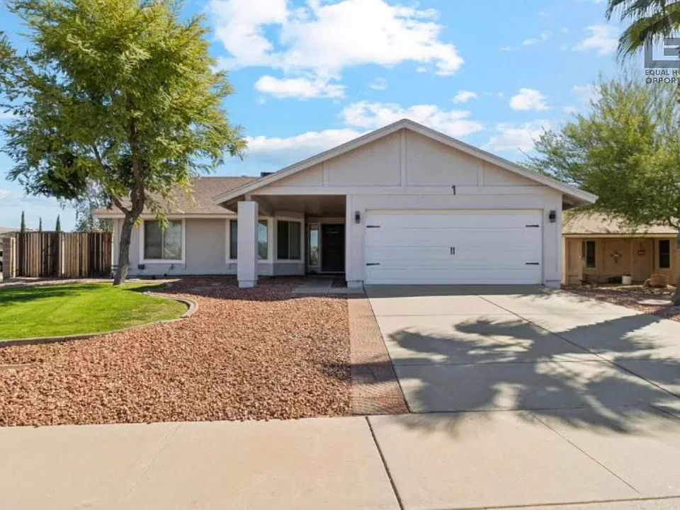 1 W Piute Ave