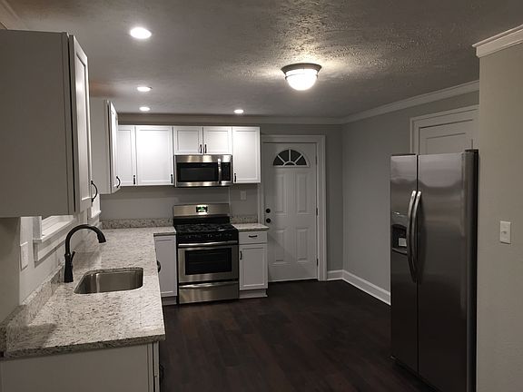 3rd image of 4806 Norwaldo Ave