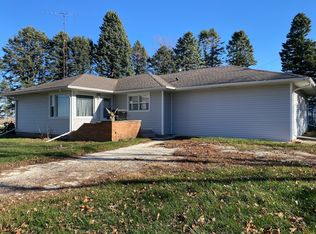 102 S Farley St, Cabery, IL 60919