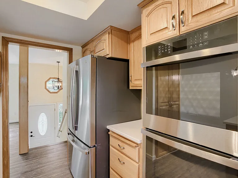14539 SE Center St — Photo 5