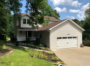 1148 Grandview Dr, Fairmont, WV 26554