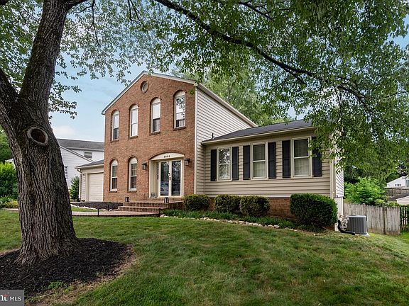 2nd image of 8003 Rockwood Ct