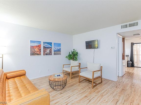 5th image of 4770 Topaz St Unit 28