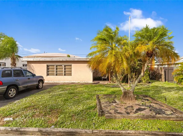 6811 Thomas St, Hollywood, FL 33024