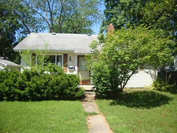 917 N Hickory St, Owosso, MI 48867