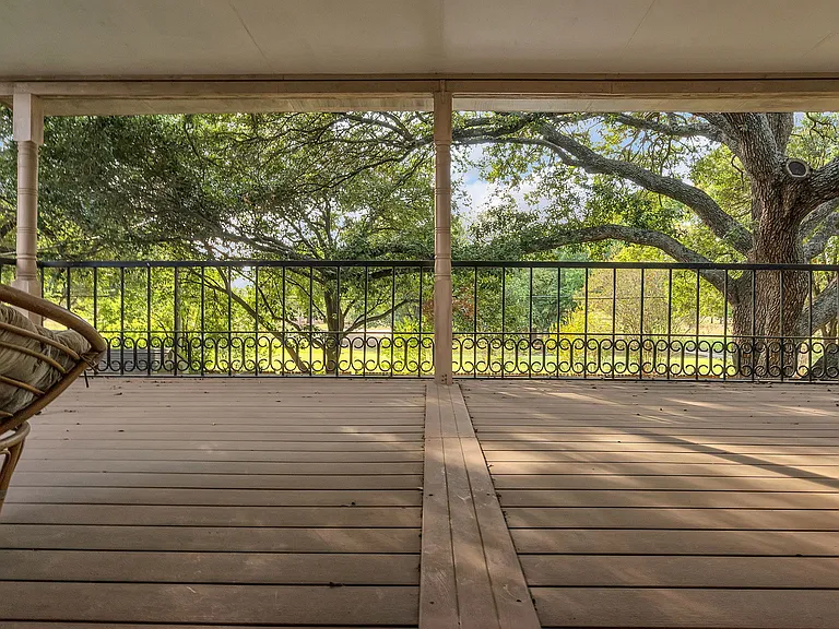 5641 Parkcrest Dr — Photo 4