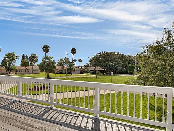 4th image of 33521 Picciola Dr