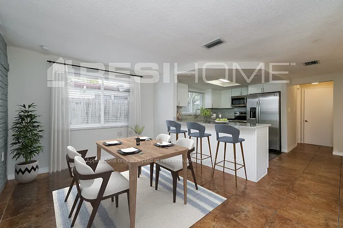 7005 Brentwood Dr — Photo 5
