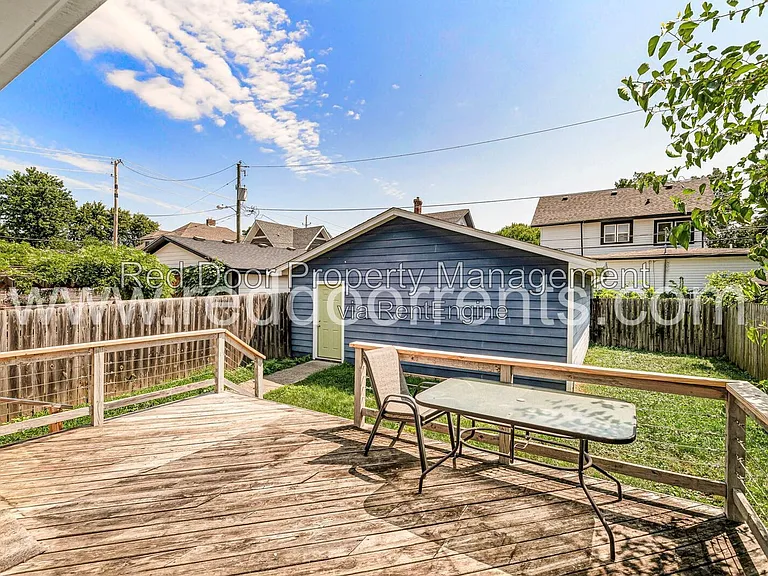 1133 Dawson St — Photo 32