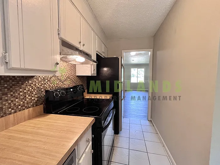 208 S Cromwell St #E — Photo 17