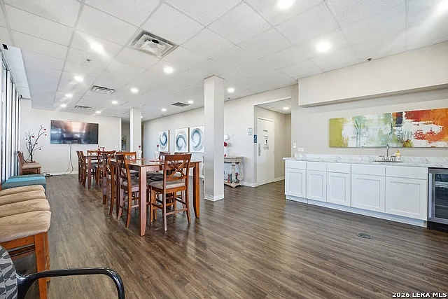 7039 San Pedro Ave #810 — Photo 21