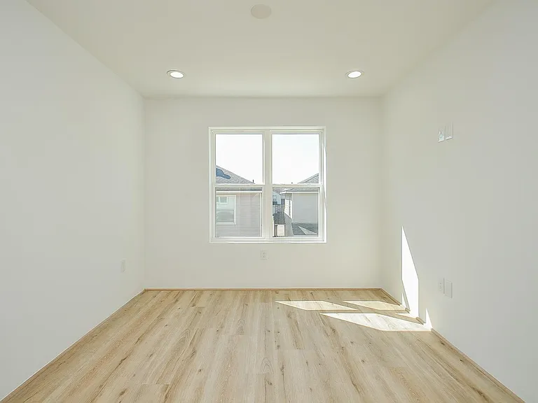 15000 S Richmond Ave #4 — Photo 13