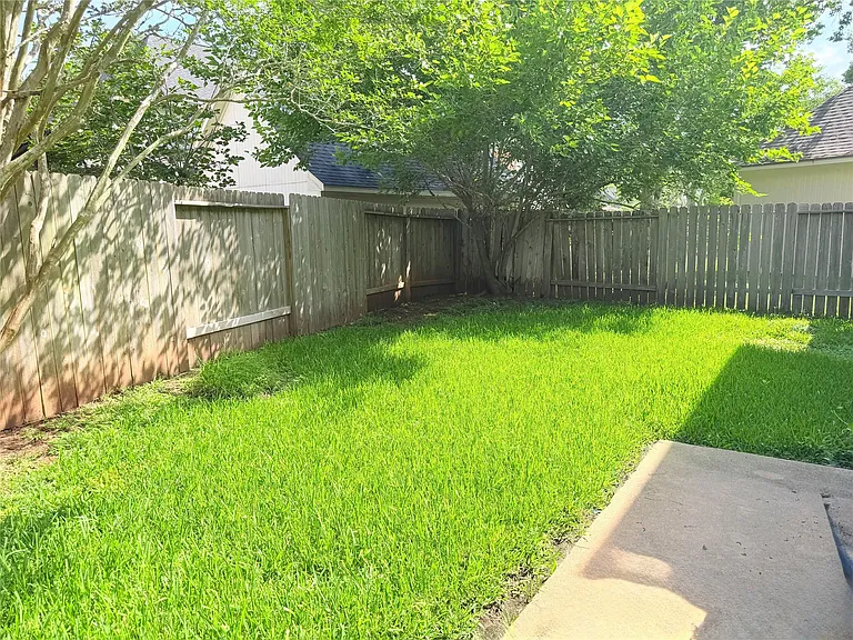 2806 Bent River Ct — Photo 9