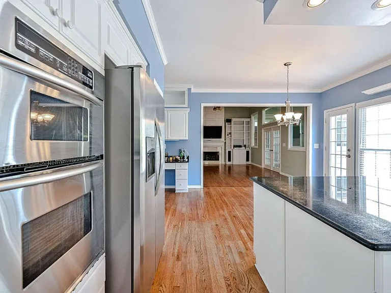 345 Eastcote Dr — Photo 12