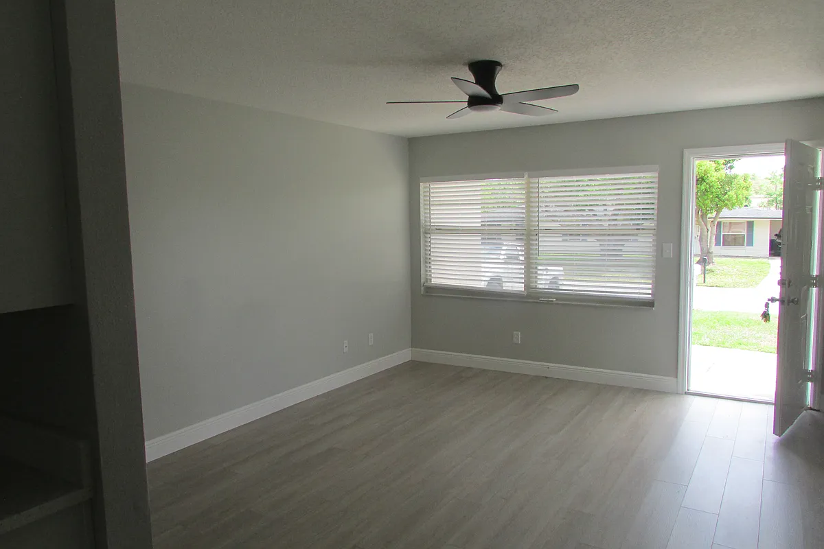 Building Photo - 54 Bougainvillea Dr #54