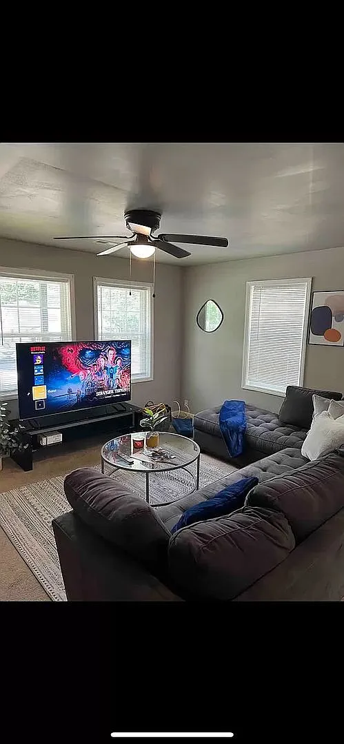 Room in 2 bedroom home at W Horah St — Photo 3