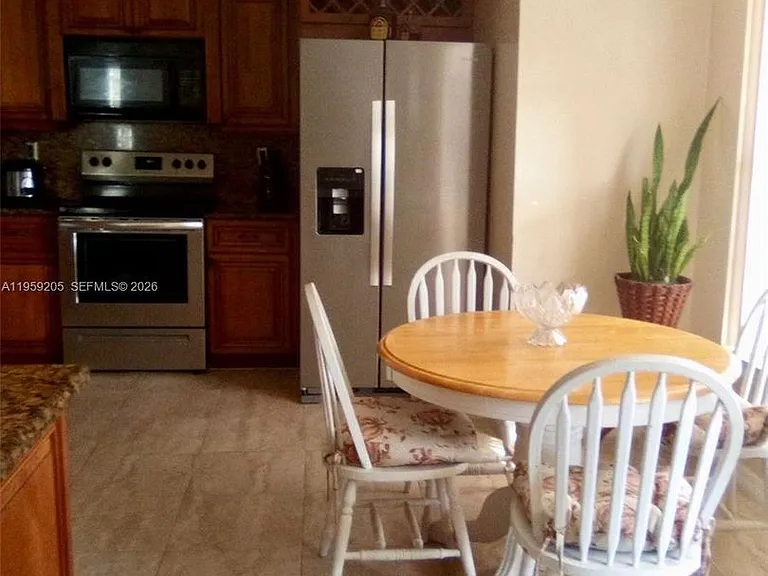15288 SW 169th Ln — Photo 2